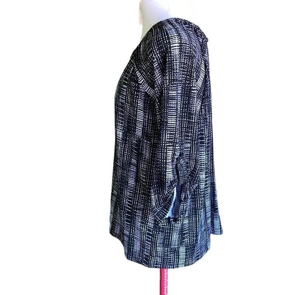 Adrienne Vittadini Knit Crepe Top, Size XL, Black & White Pattern, New with Tags - Picture 5 of 9